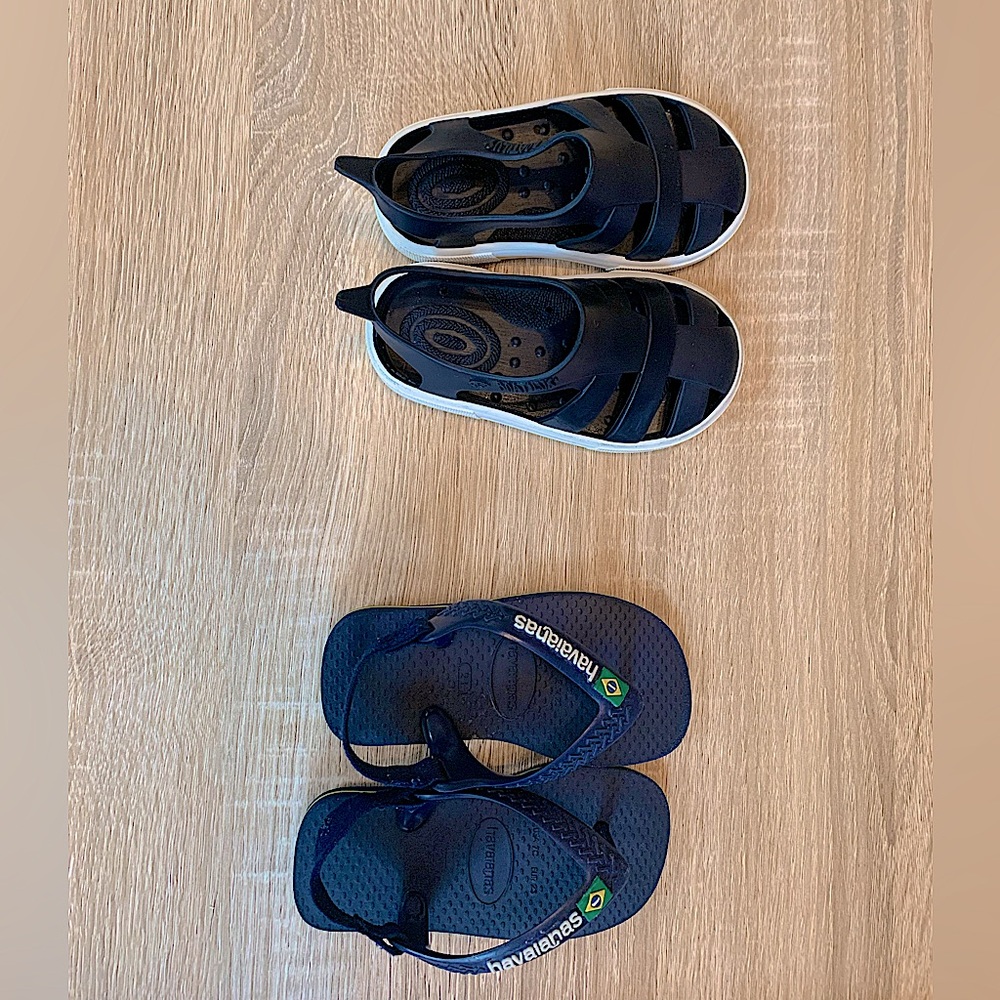 Like new toddler  Boatilus and havaianas